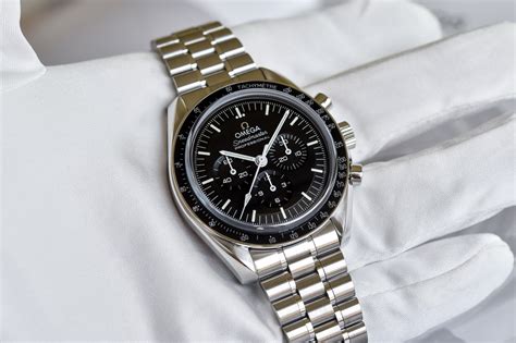 Omega Speedmaster moonwatch professional 2021